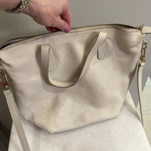 Cuyana Pebbled Leather Carryall Tote - Picture 6 of 8